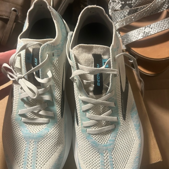 Brooks running sneakers - Picture 6 of 6